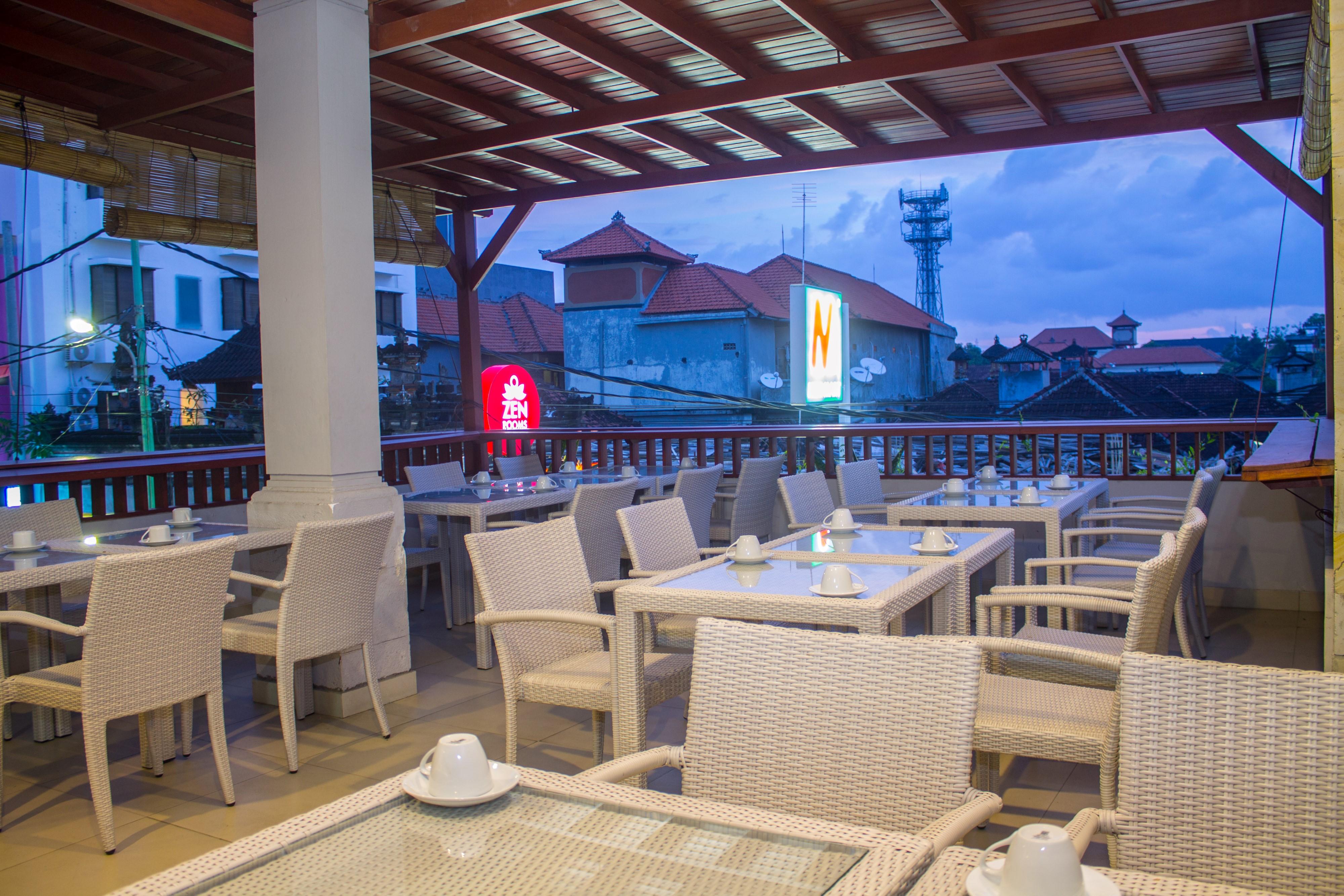 Transera Kamini Legian Hotel Екстериор снимка